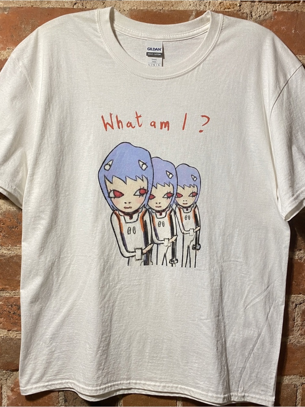 Gildan 5000 White Kids Short-Sleeve Tee with Blue Character Trio, Vintage Size L